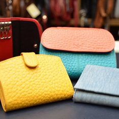 Portemonnaies in verschiedenen Farben